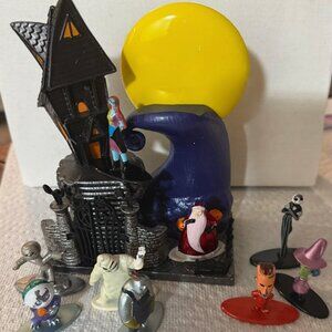 Disney nightmare before Christmas lot of FIGURE s & NANO SCENE Die-Cast METAL